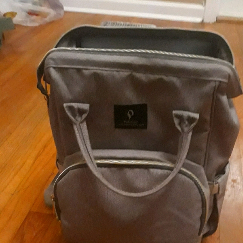Pofunuo diaper bag